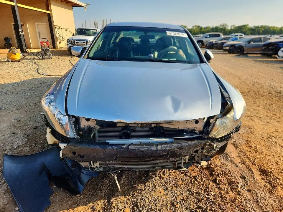 2010 HONDA ACCORD LX  