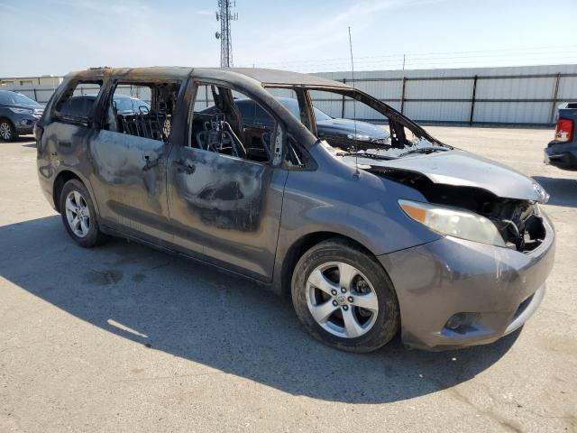 2013 TOYOTA SIENNA 