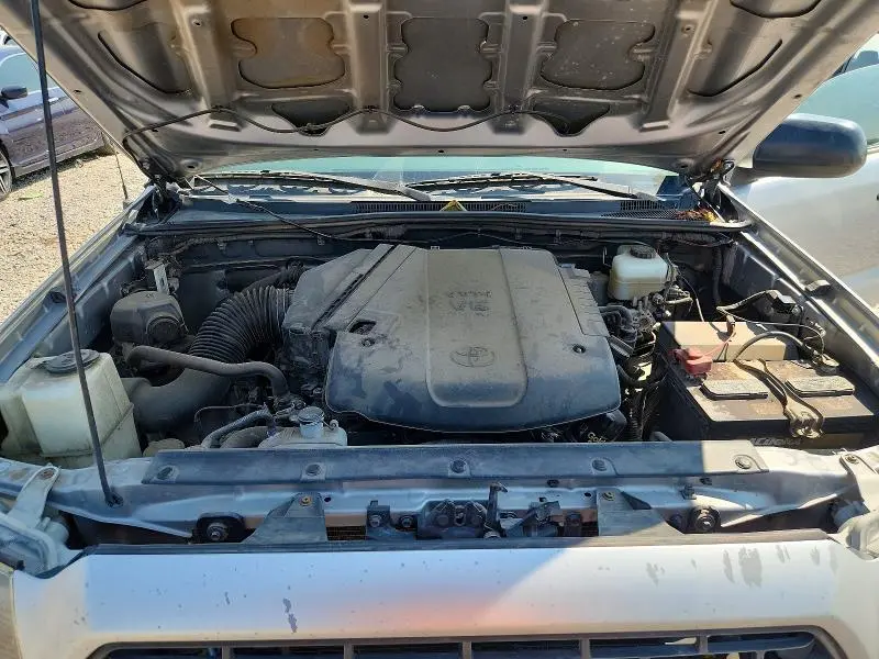 2015 TOYOTA TACOMA V6  