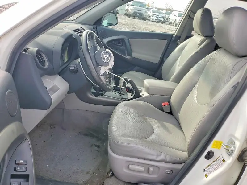 2012 TOYOTA RAV4 LIMITED  