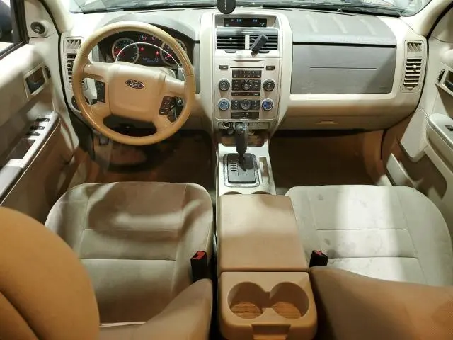 2010 FORD ESCAPE XLT  