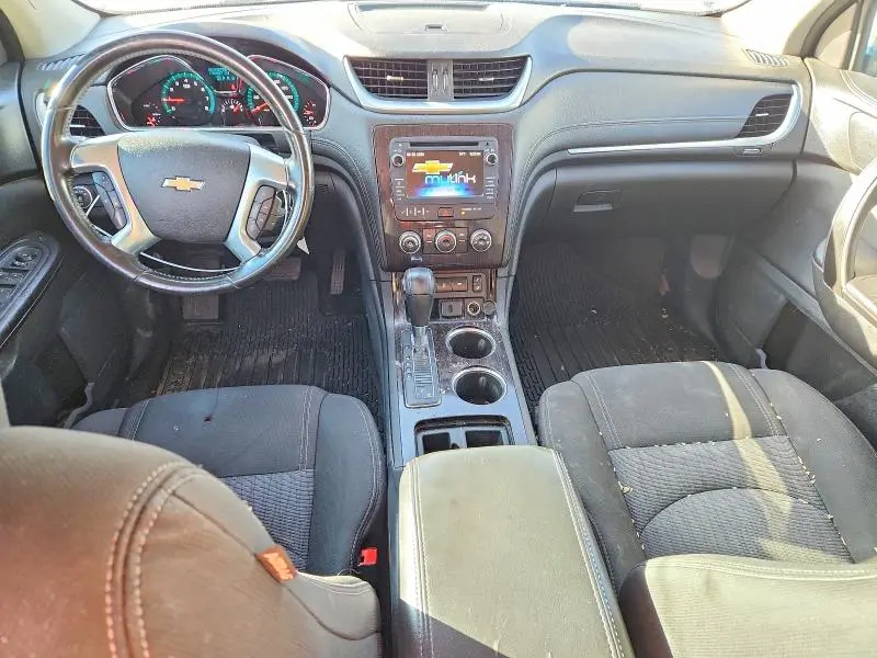 2015 CHEVROLET TRAVERSE LT  