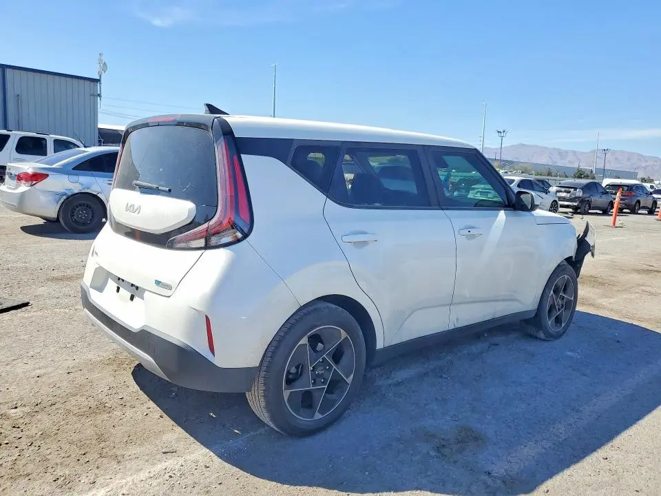 2023 KIA SOUL EX  