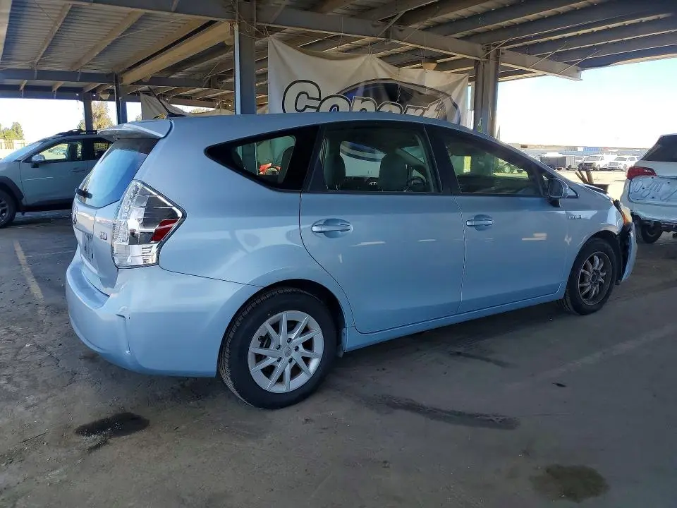 2012 TOYOTA PRIUS V THREE  