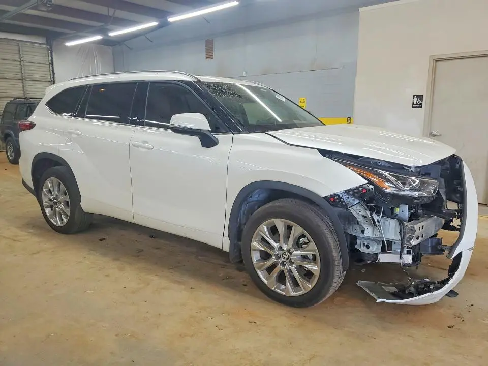 2020 TOYOTA HIGHLANDER LIMITED  