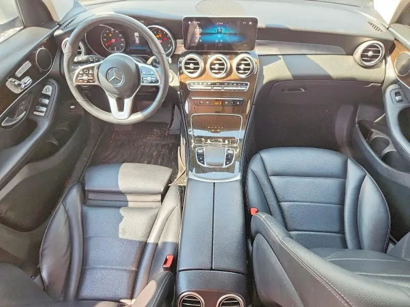 2020 MERCEDES-BENZ GLC 300  