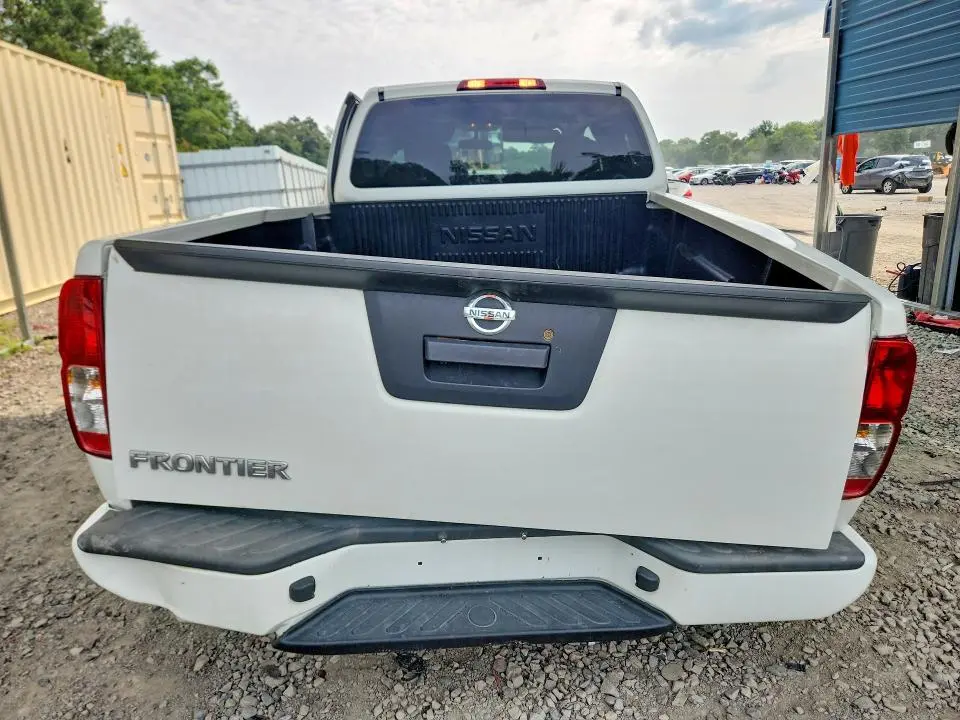 2018 NISSAN FRONTIER S  