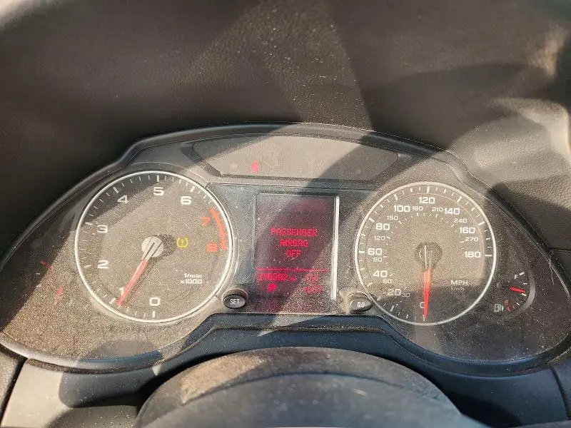 2011 AUDI Q5 PREMIUM  