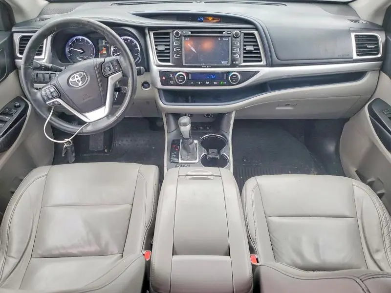 2015 TOYOTA HIGHLANDER XLE  