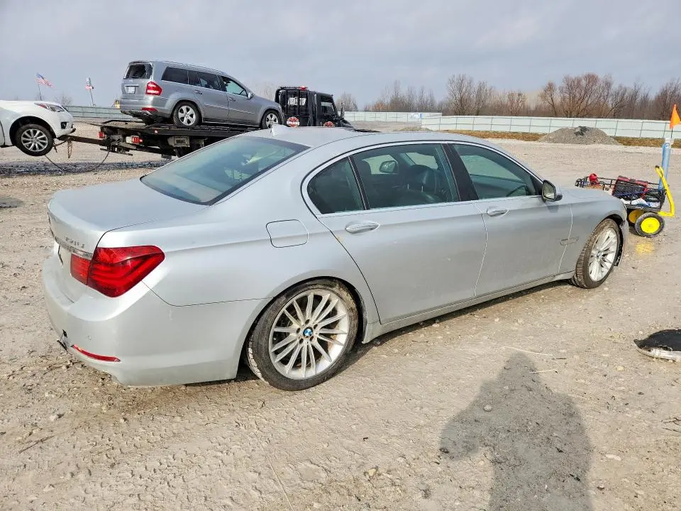 2013 BMW 750 LXI  
