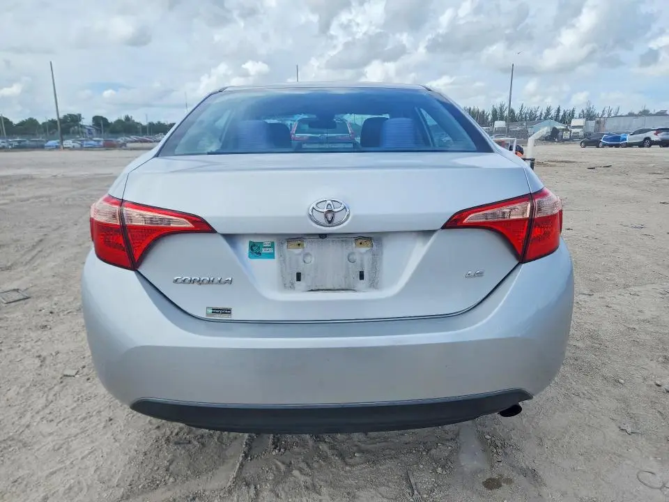 2017 TOYOTA COROLLA LE  
