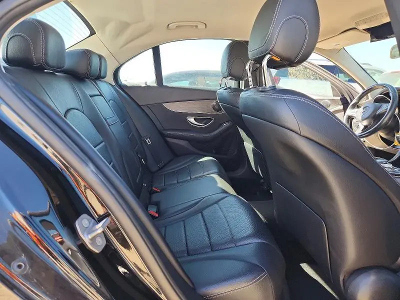 2016 MERCEDES-BENZ C 300  