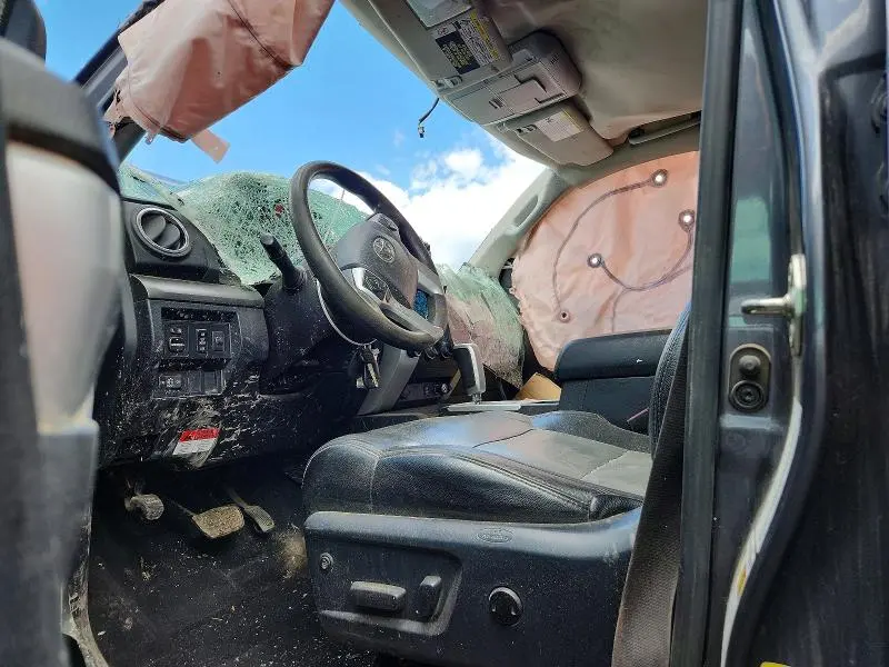 2017 TOYOTA TUNDRA SR5  