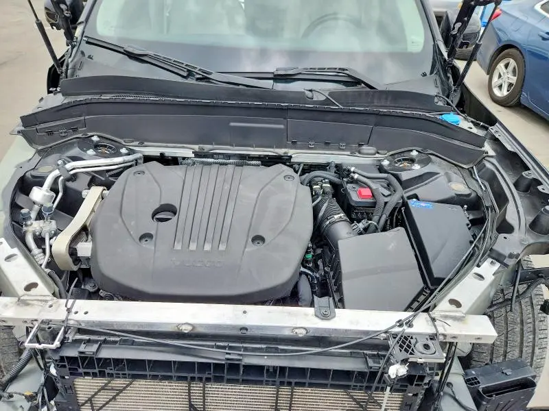 2023 VOLVO XC90 CORE  