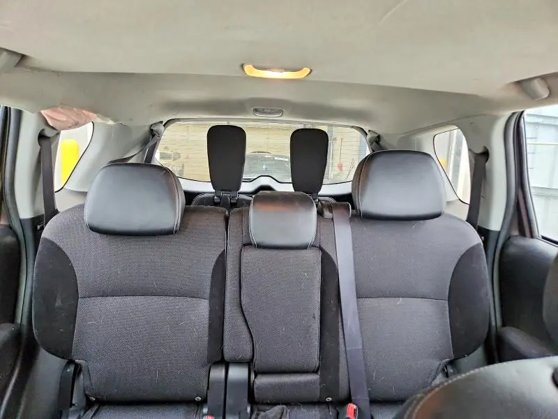 2010 MITSUBISHI OUTLANDER SE  