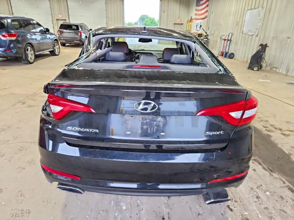 2015 HYUNDAI SONATA SPORT  
