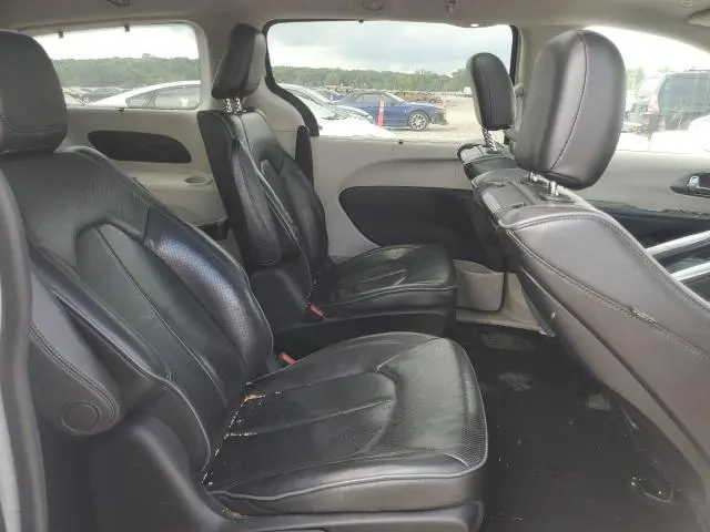 2019 CHRYSLER PACIFICA HYBRID LIMITED  