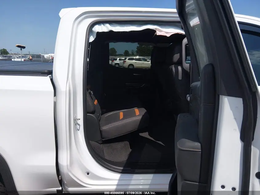 2021 GMC SIERRA 1500 4WD  SHORT BOX AT4