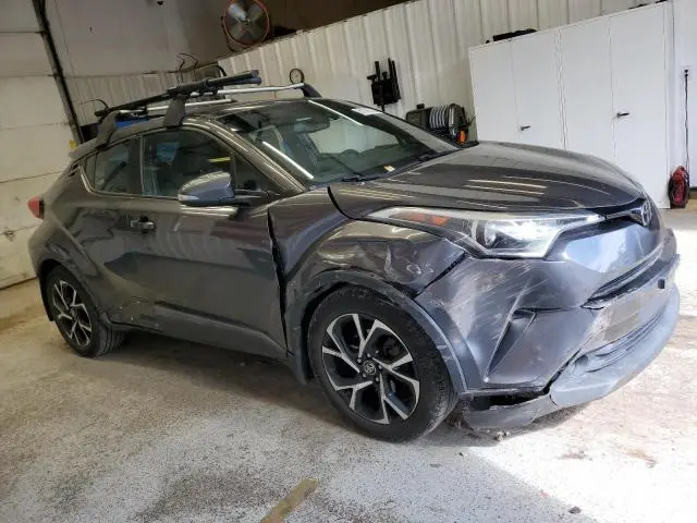 2018 TOYOTA C-HR XLE  