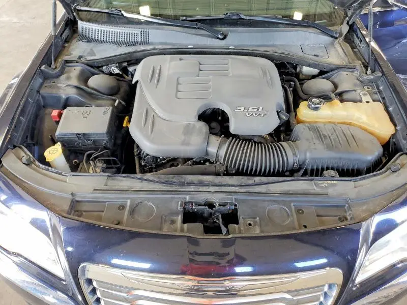 2012 CHRYSLER 300 LIMITED  