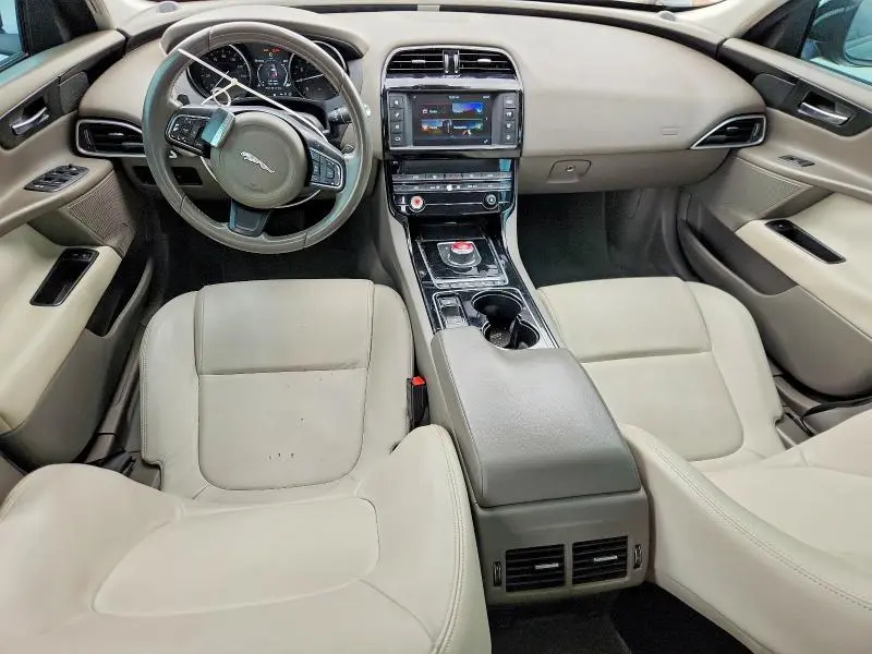 2017 JAGUAR XE   