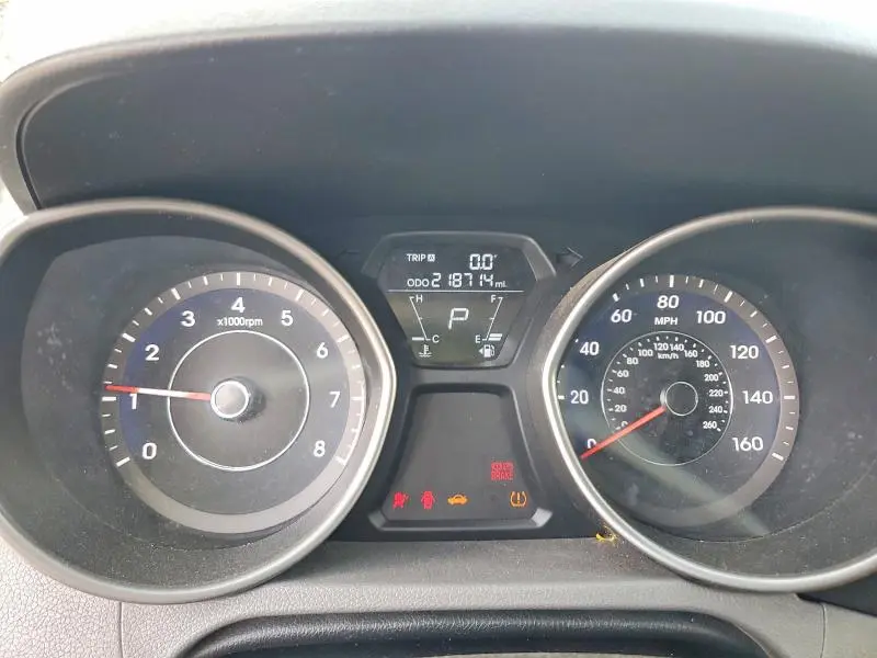 2012 HYUNDAI ELANTRA GLS  