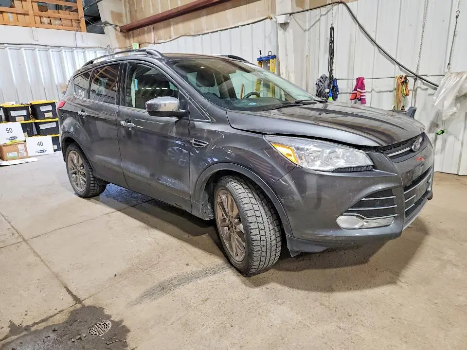 2016 FORD ESCAPE SE  