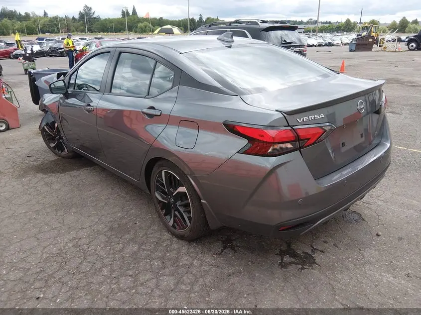 2024 NISSAN VERSA 1.6 SR