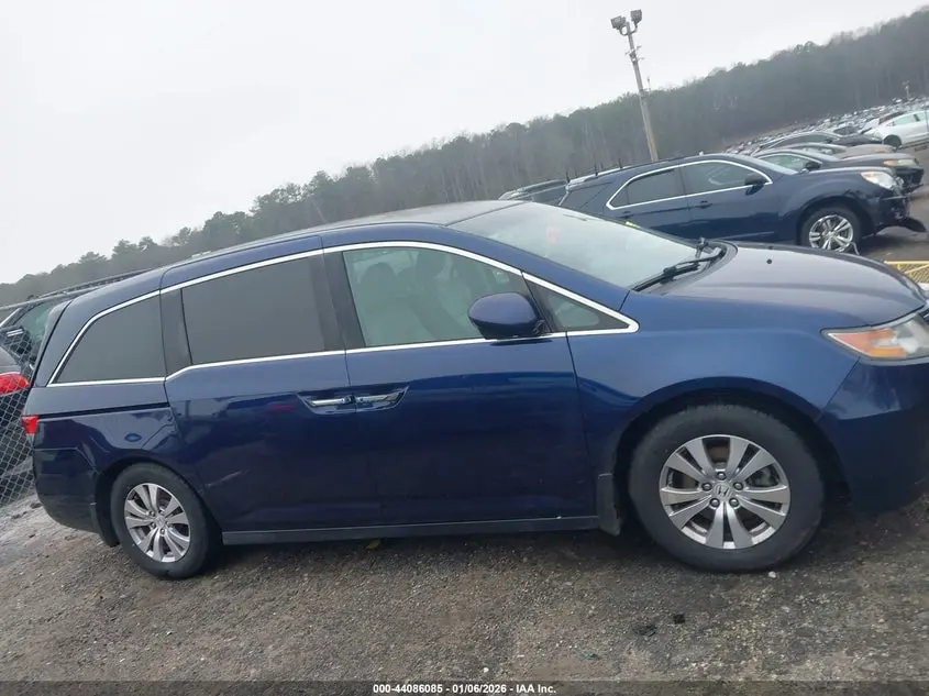 2016 HONDA ODYSSEY SE