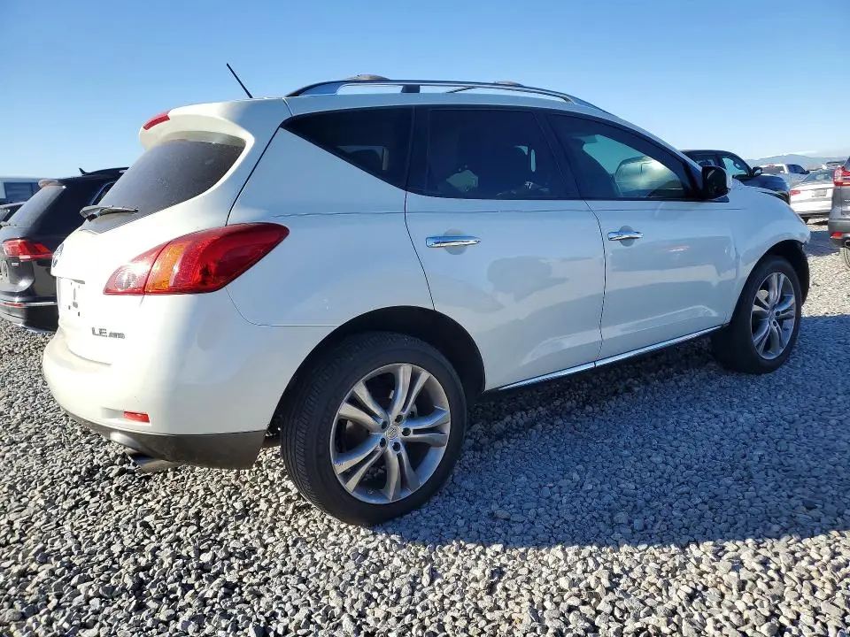 2010 NISSAN MURANO S  
