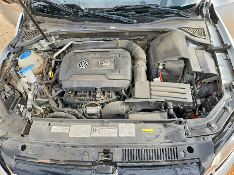 2015 VOLKSWAGEN PASSAT S  