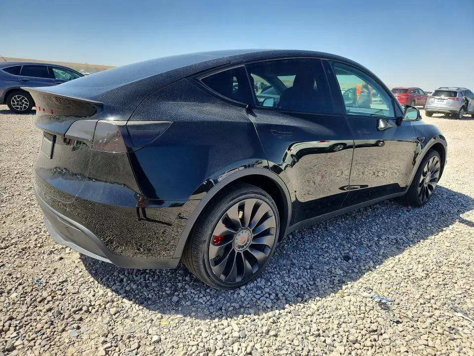 2022 TESLA MODEL Y   