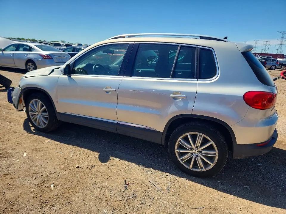 2014 VOLKSWAGEN TIGUAN S  