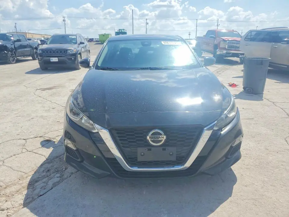 2021 NISSAN ALTIMA S  