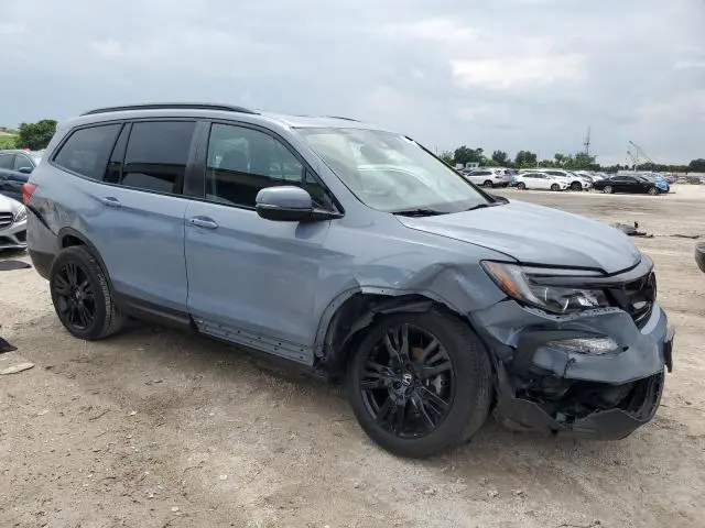 2022 HONDA PILOT SE  