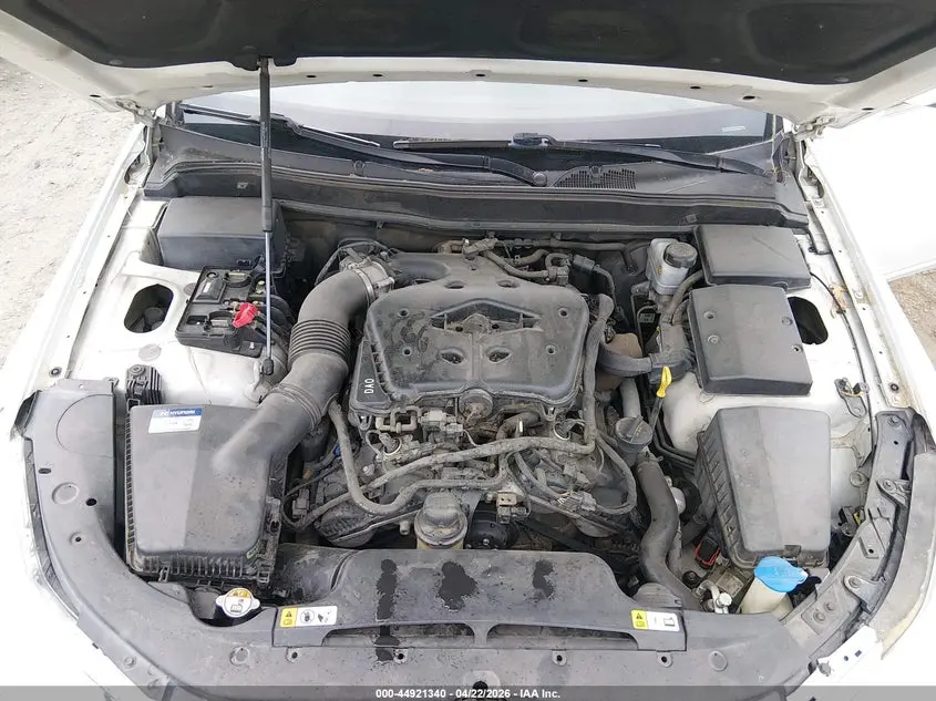 2013 HYUNDAI GENESIS 3.8
