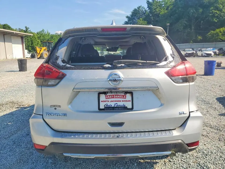 2017 NISSAN ROGUE SL  