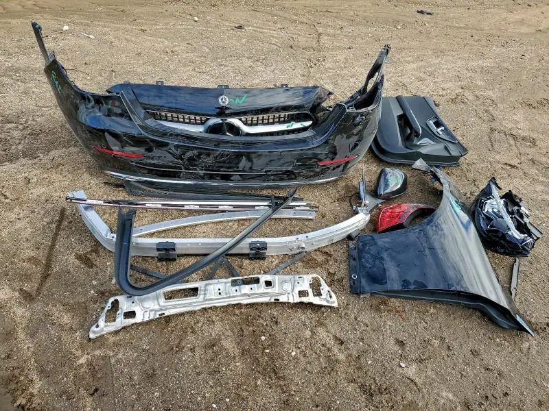 2024 MERCEDES-BENZ C 300  