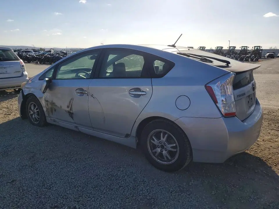 2010 TOYOTA PRIUS II  