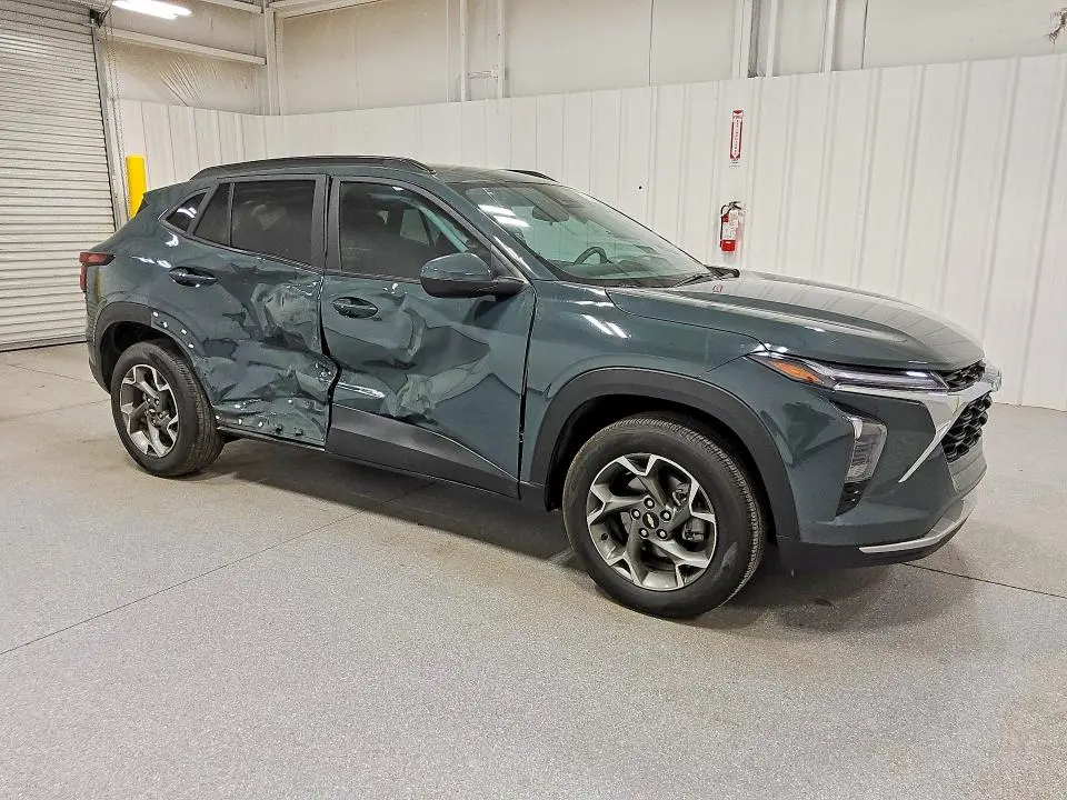2025 CHEVROLET TRAX 1LT  