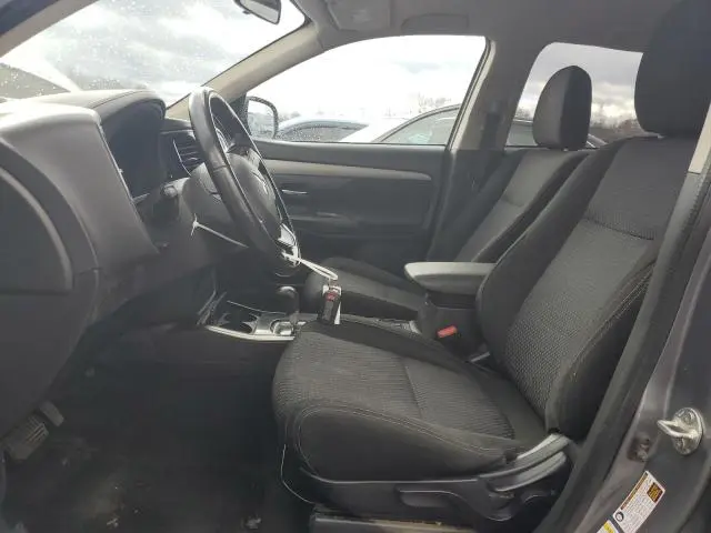 2017 MITSUBISHI OUTLANDER SE  