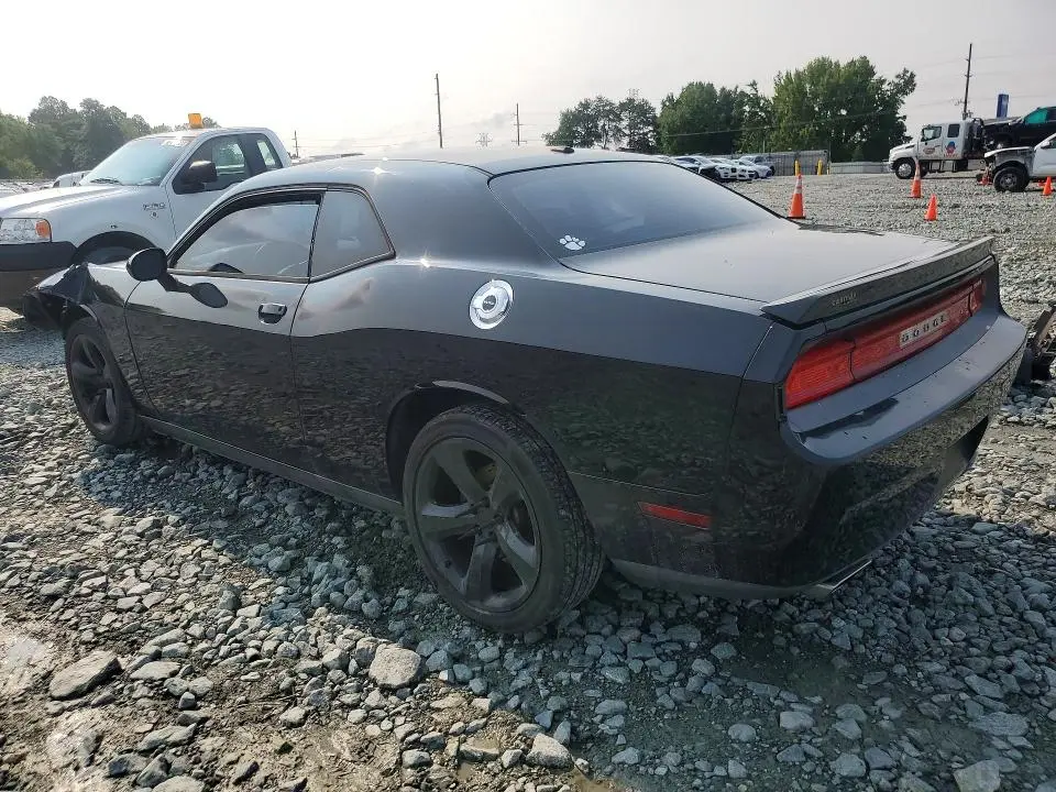 2013 DODGE CHALLENGER SXT  