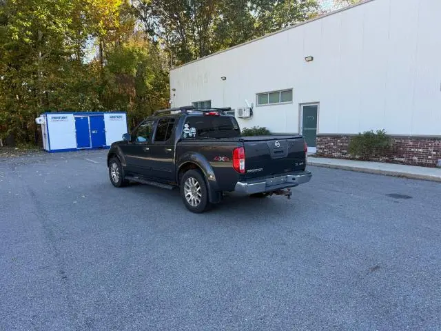 2011 NISSAN FRONTIER S  