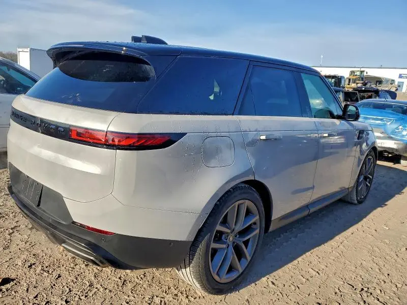 2024 LAND ROVER RANGE ROVER SPORT SE  