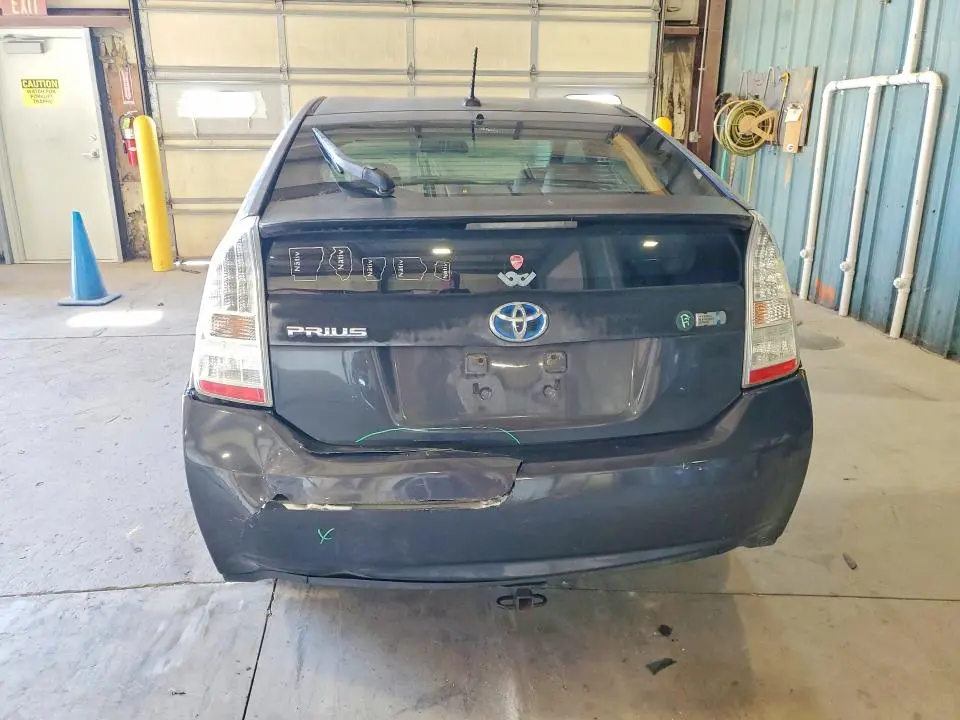2010 TOYOTA PRIUS II  