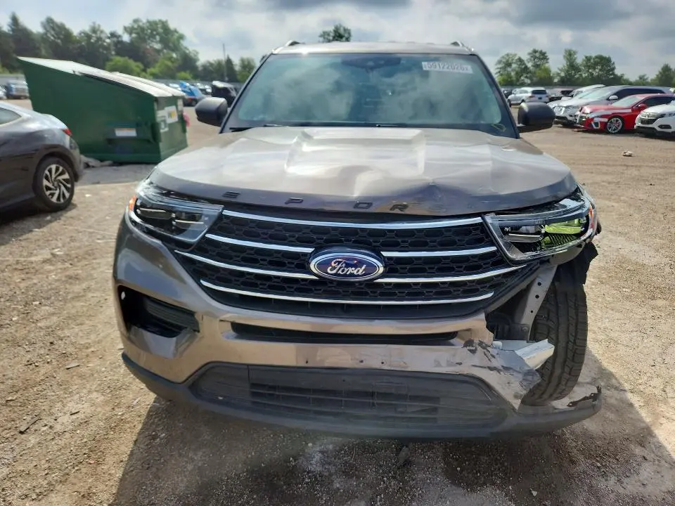 2021 FORD EXPLORER XLT  