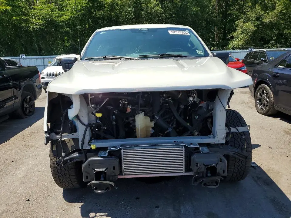 2024 FORD F150 XLT  