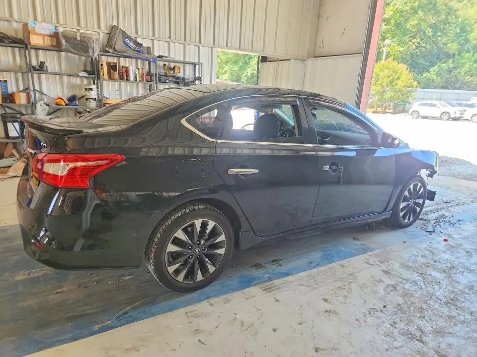 2016 NISSAN SENTRA SR  