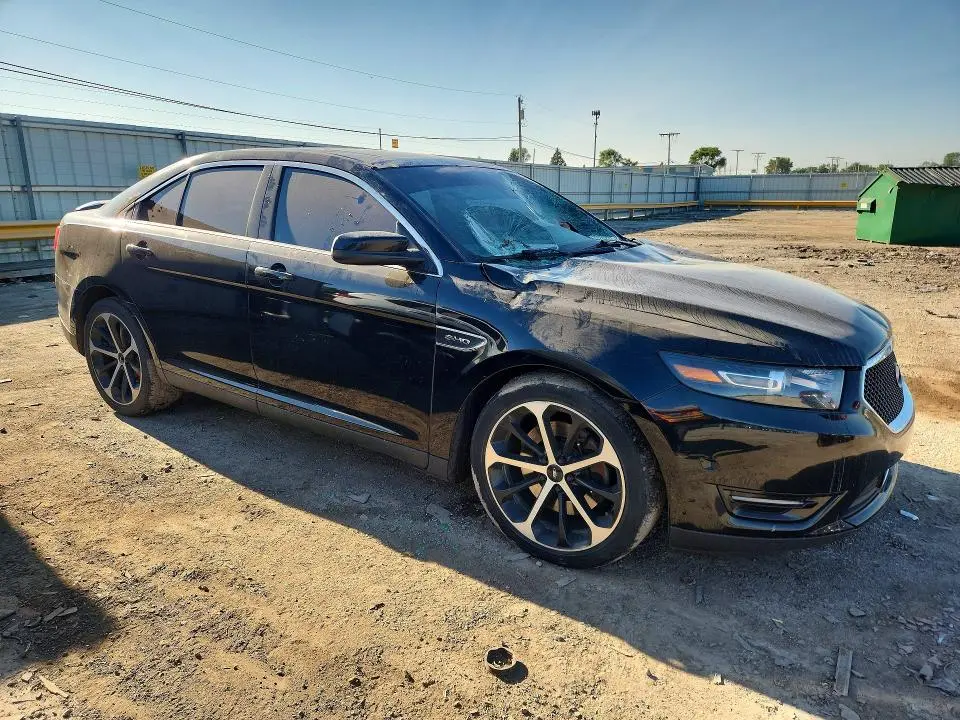 2016 FORD TAURUS SHO  