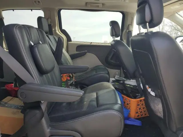 2016 CHRYSLER TOWN & COUNTRY TOURING L